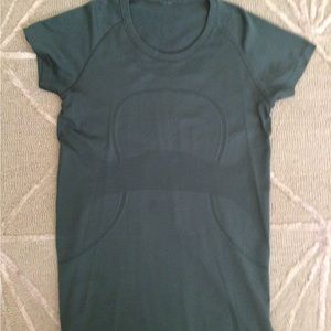 Lululemon Swiftly T